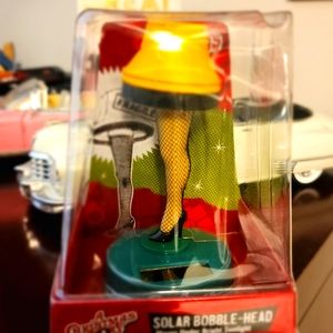 Bobble leg lamp